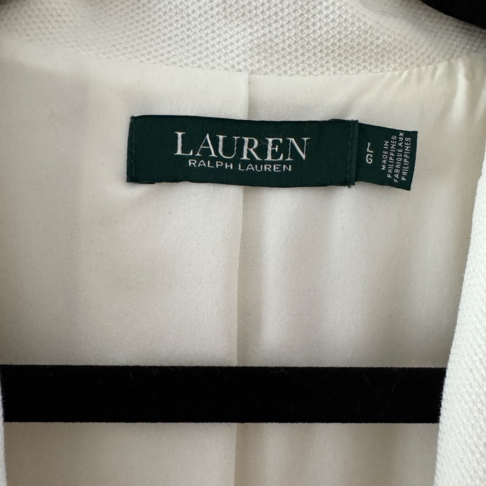 White blazer - image 4